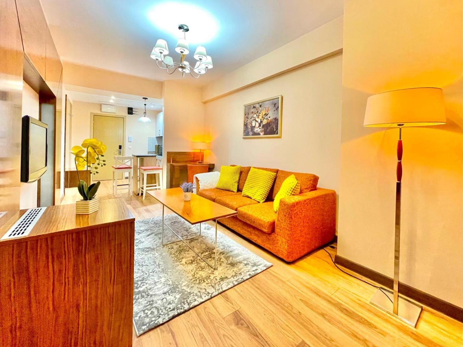 Royal Studio Apartment With A Perfect View - Yamaluxe بوخارست المظهر الخارجي الصورة